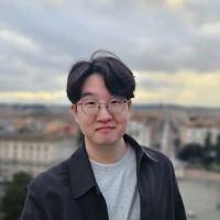 Yoohyuk Lim
