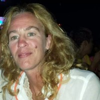 Roxanna Lawson