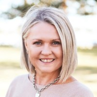 Leanne Brien