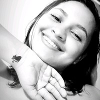 Karine Almeida