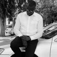 Olusesan O Adeyeye