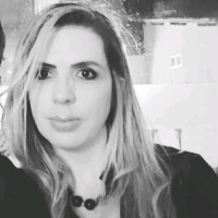 Lívia Oliveira Costa