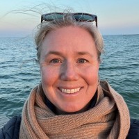 Deirdre Carr