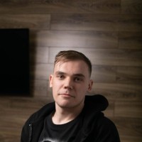 Alex R.