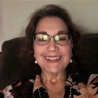 Lesley Inderrieden