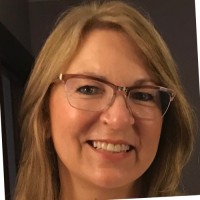 Laura Bergman (she/her)