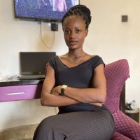 Oluoma Nnamani