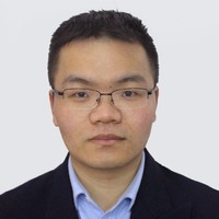 王露斌
