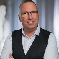 Sven Neumann