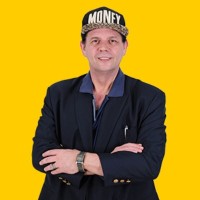 Eric Nicolas