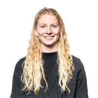 Karin Backer