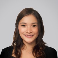 Inas Zahari