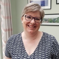 Dr Claire Potter