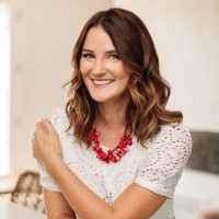 Erin Hollingsworth