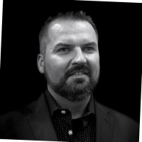 Dariusz “Derek” Dubanski, Pe