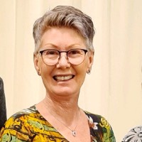 Sandy Dickinson