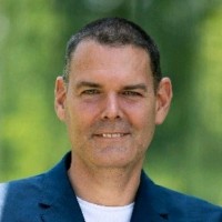 Zsolt SZALAY (he/him/his)