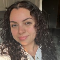 Yasmine M.