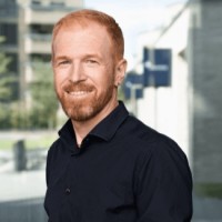 Stefan R.
