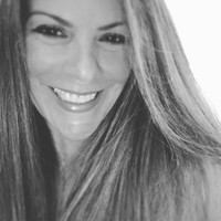 Leslie L. Morales
