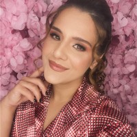 Raphaela Venzom