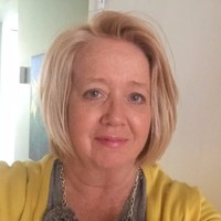 Lora Devine