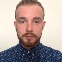 Dr Rían Howard