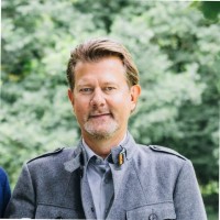 Helge B. Knickmeier