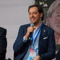 Alejandro Buriel Rocha 高涵