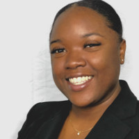 Dernecia Giles
