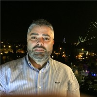 César Gomes