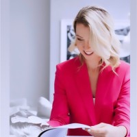 Dr. Elena Arkenstall