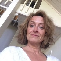Marianne Falk