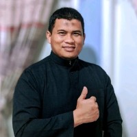 Arie Bakhtiar