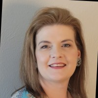 Julie Leone