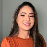 Tamara Dourado Souza