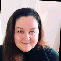 Bev Lucas, Mrtpi