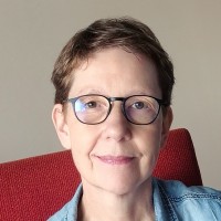 Suzanne Hoesen