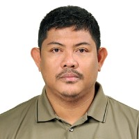 Mohamad Naim Omar