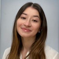 Kira E.