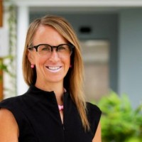 Katie De Carteret