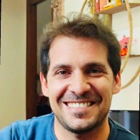 Massimo Vezzari