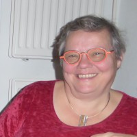 Suzanne Post