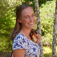 Annie Booth