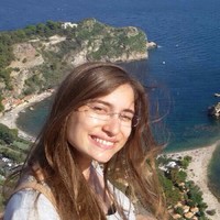 Özge Aksay