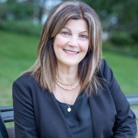 Tracey Young , Cip, Caib