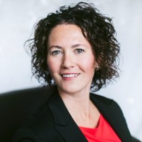 Elizabeth King