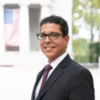 Roberto Cruz