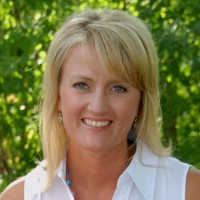 Tina Armstrong