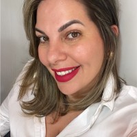 Vivian Alves